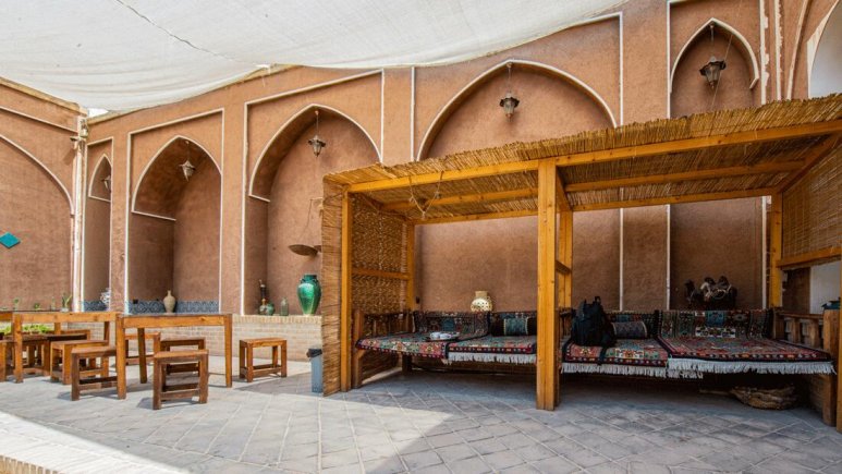 فضای داخلی 1 اقامتگاه سنتی ثنا کاشان